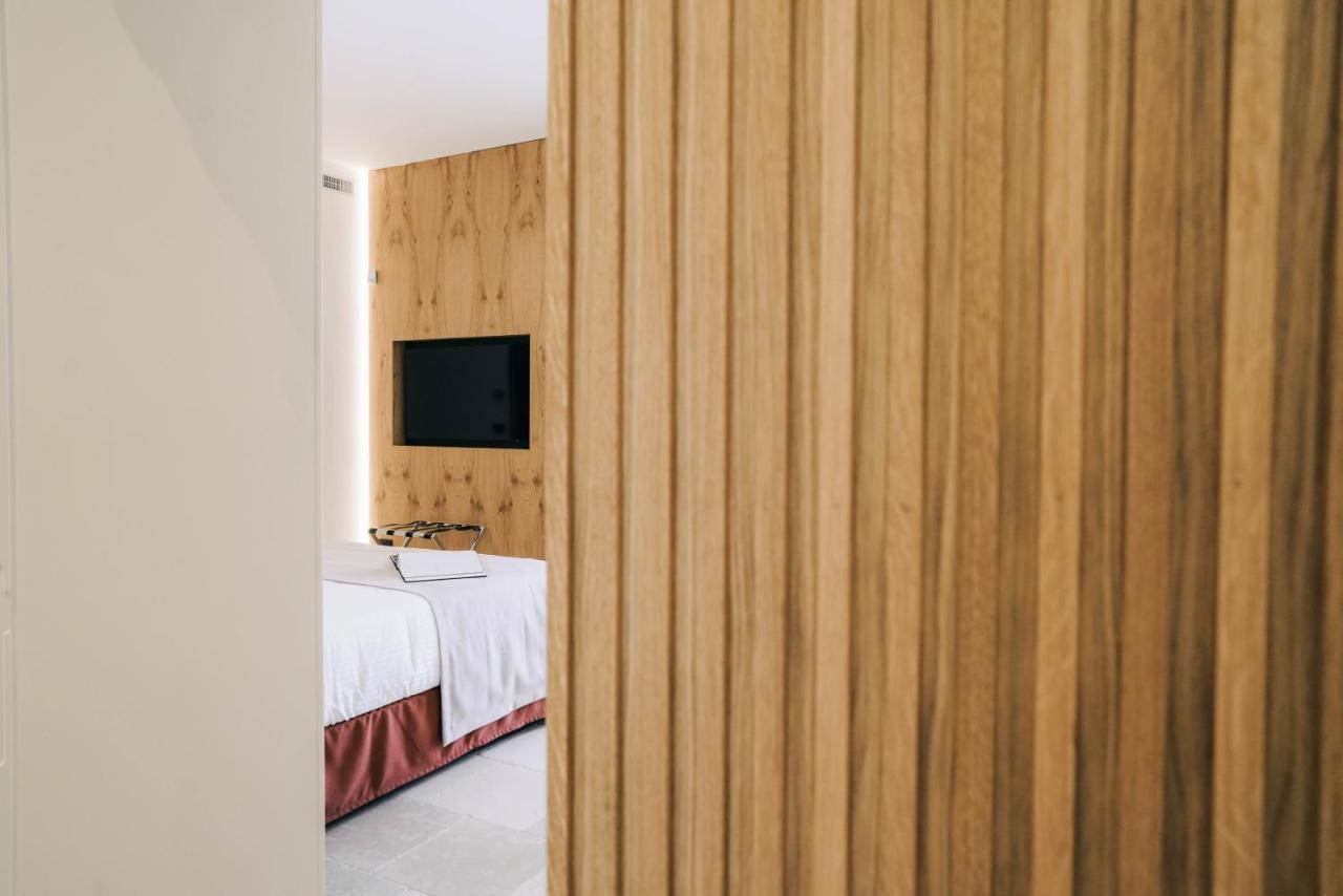 Essenza Relais Contemporaneo Bed & Breakfast Cisternino Luaran gambar