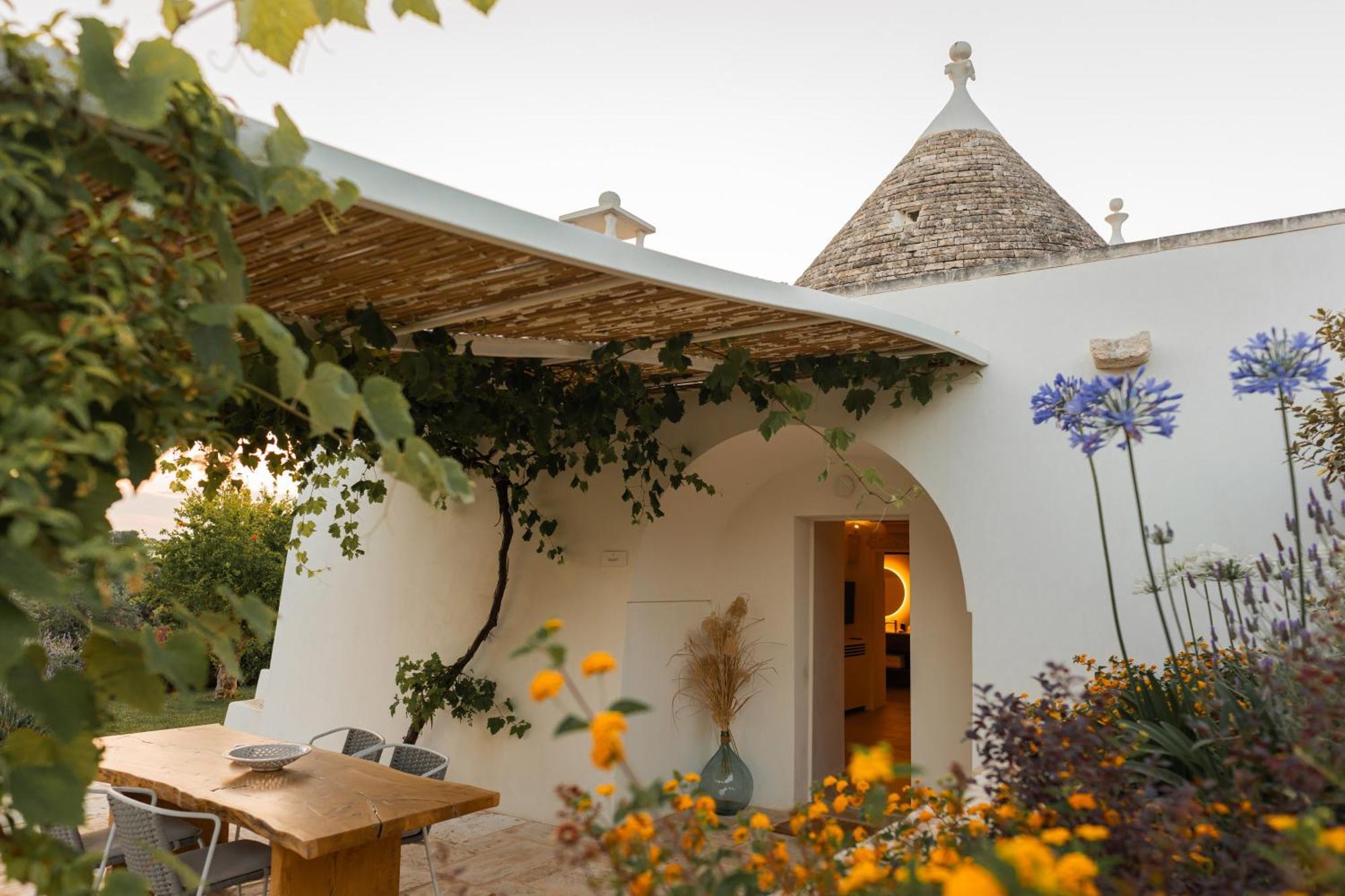Essenza Relais Contemporaneo Bed & Breakfast Cisternino Luaran gambar