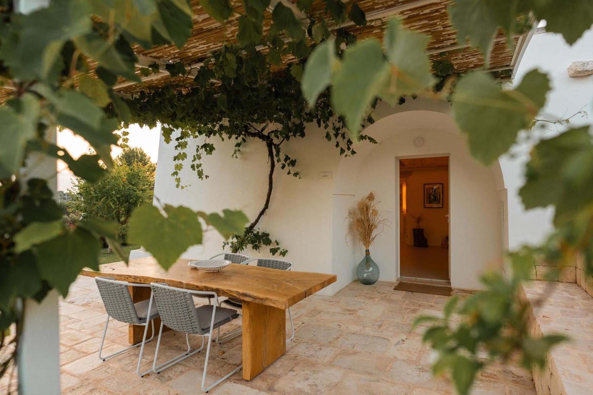 Essenza Relais Contemporaneo Bed & Breakfast Cisternino Luaran gambar