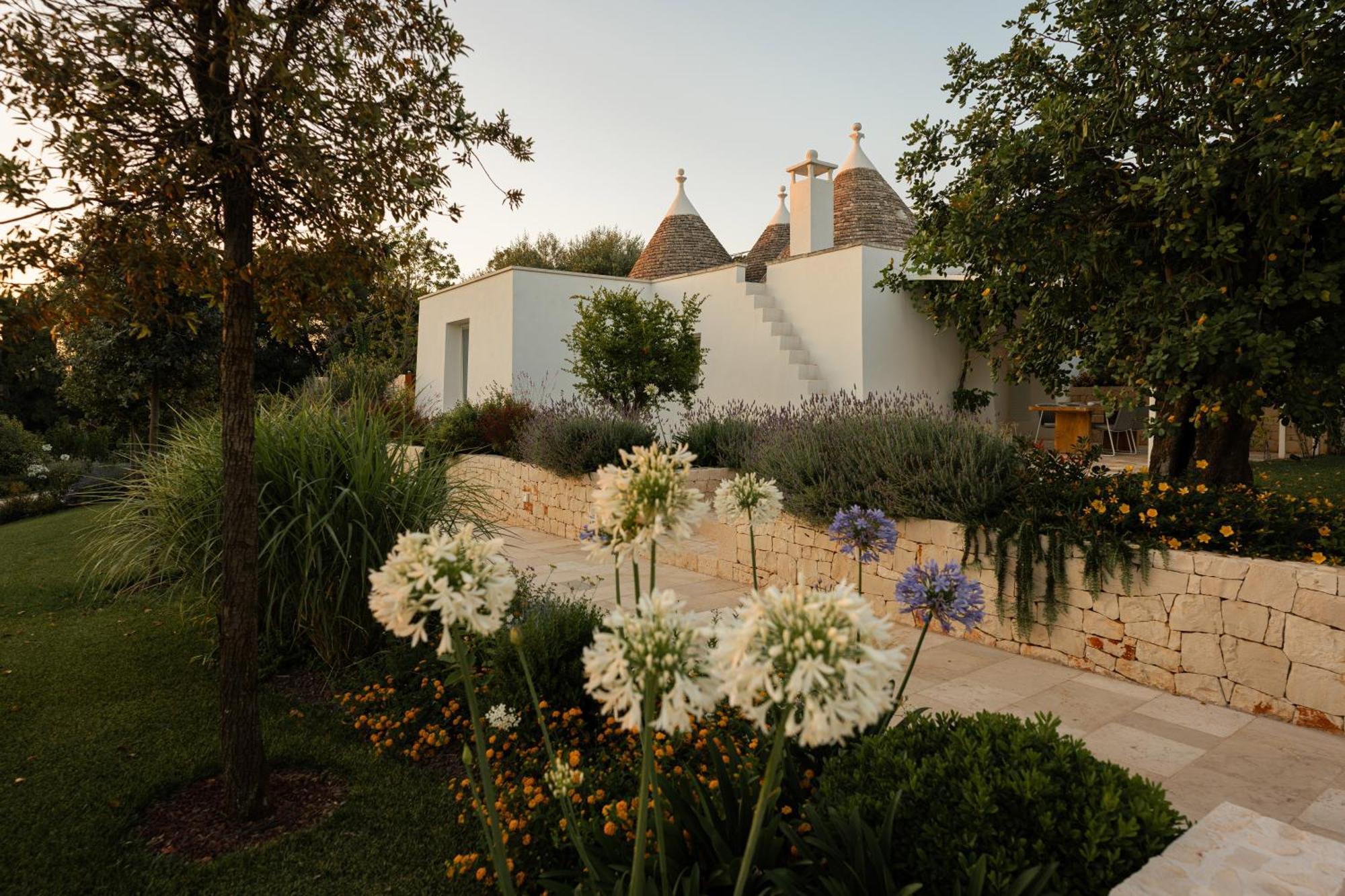 Essenza Relais Contemporaneo Bed & Breakfast Cisternino Luaran gambar