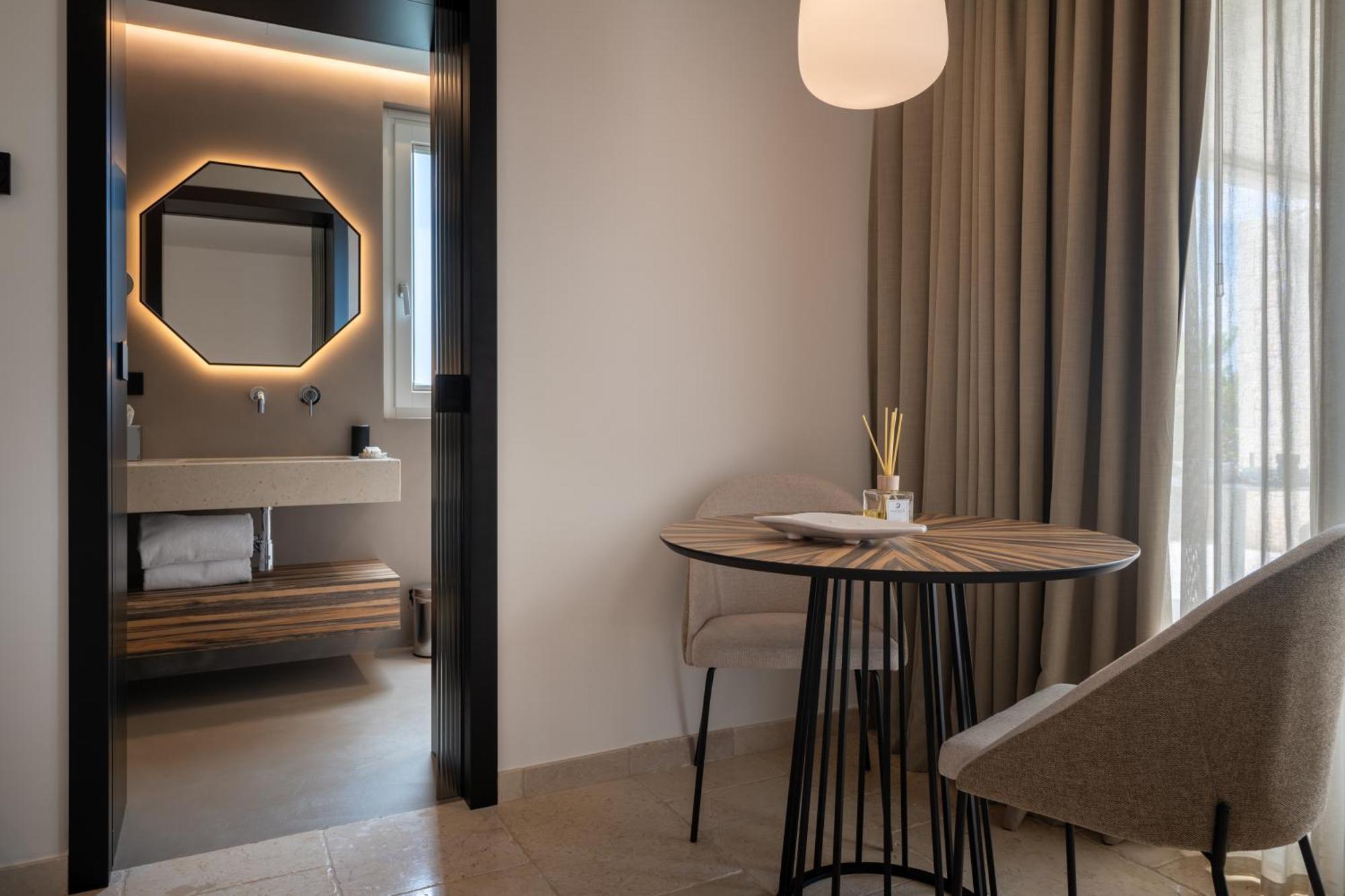 Essenza Relais Contemporaneo Bed & Breakfast Cisternino Luaran gambar