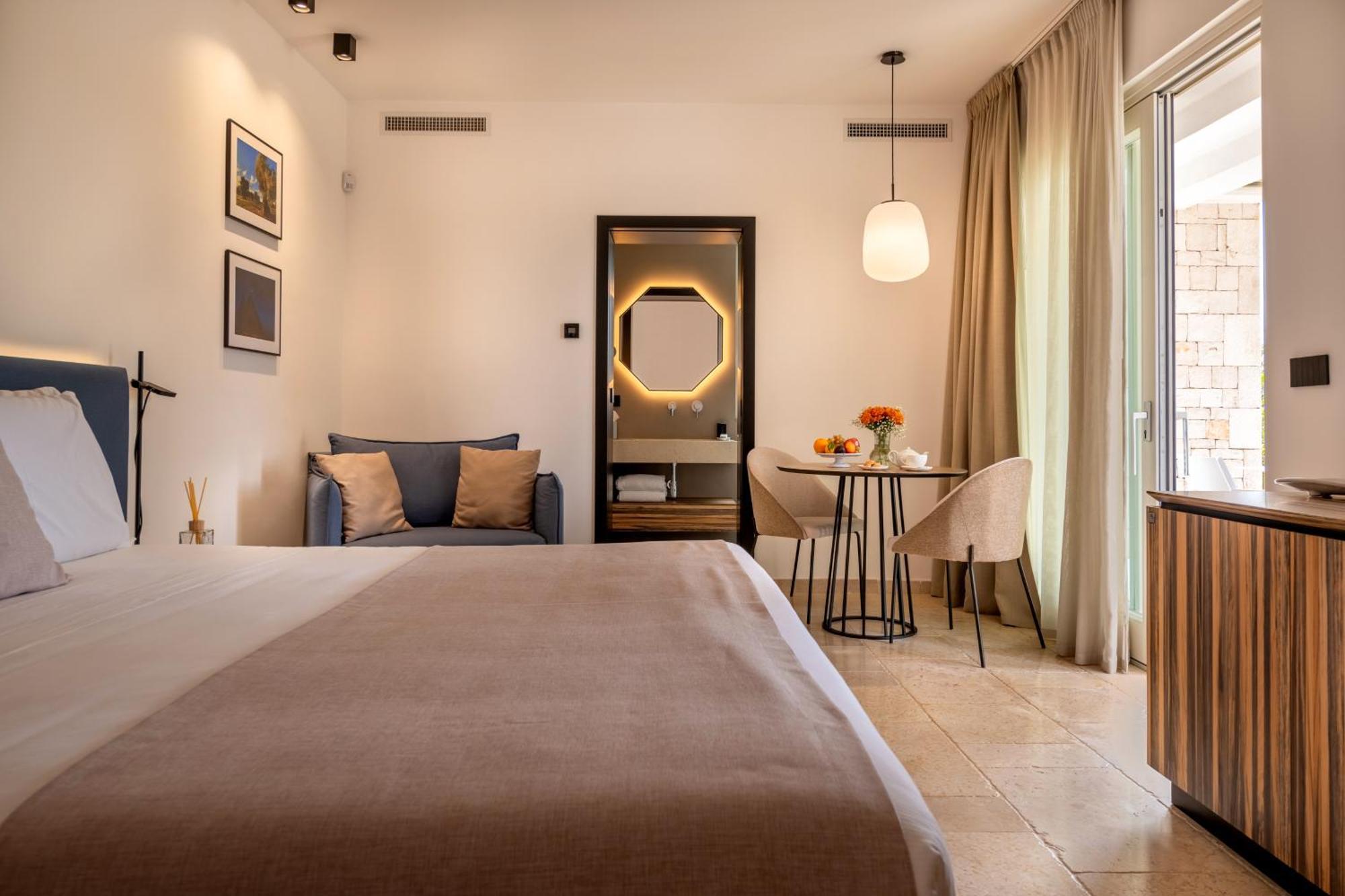 Essenza Relais Contemporaneo Bed & Breakfast Cisternino Luaran gambar