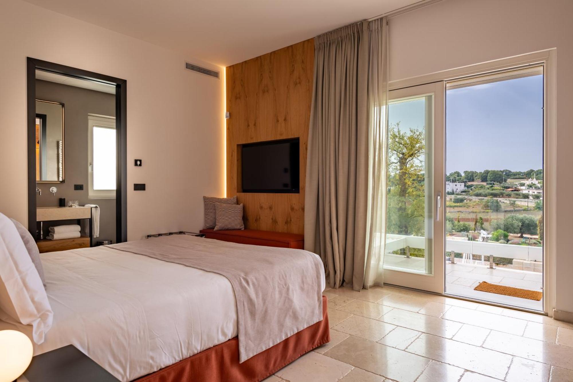 Essenza Relais Contemporaneo Bed & Breakfast Cisternino Luaran gambar